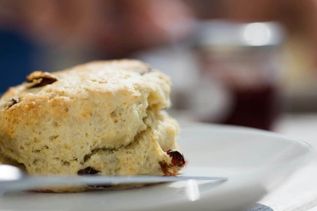 How Many Calories in a Starbucks Fruit Scone?